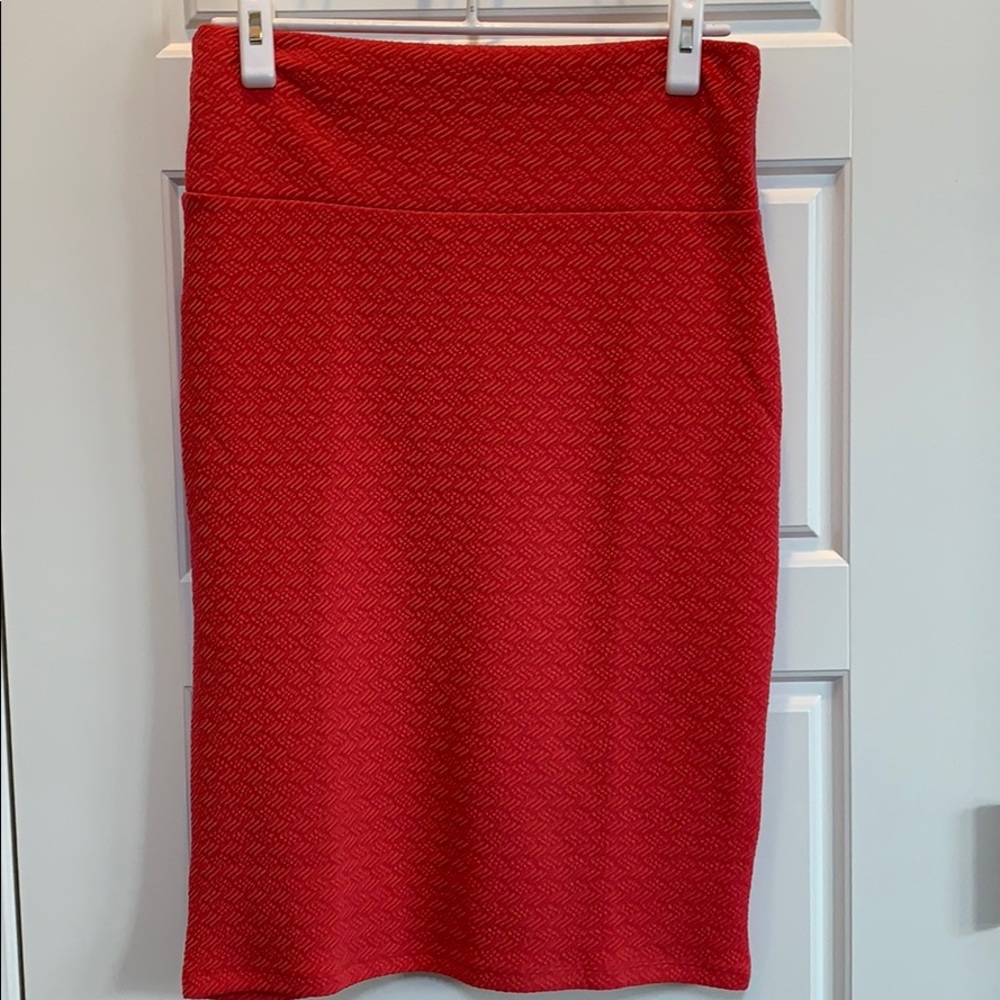 Coral pink pencil skirt